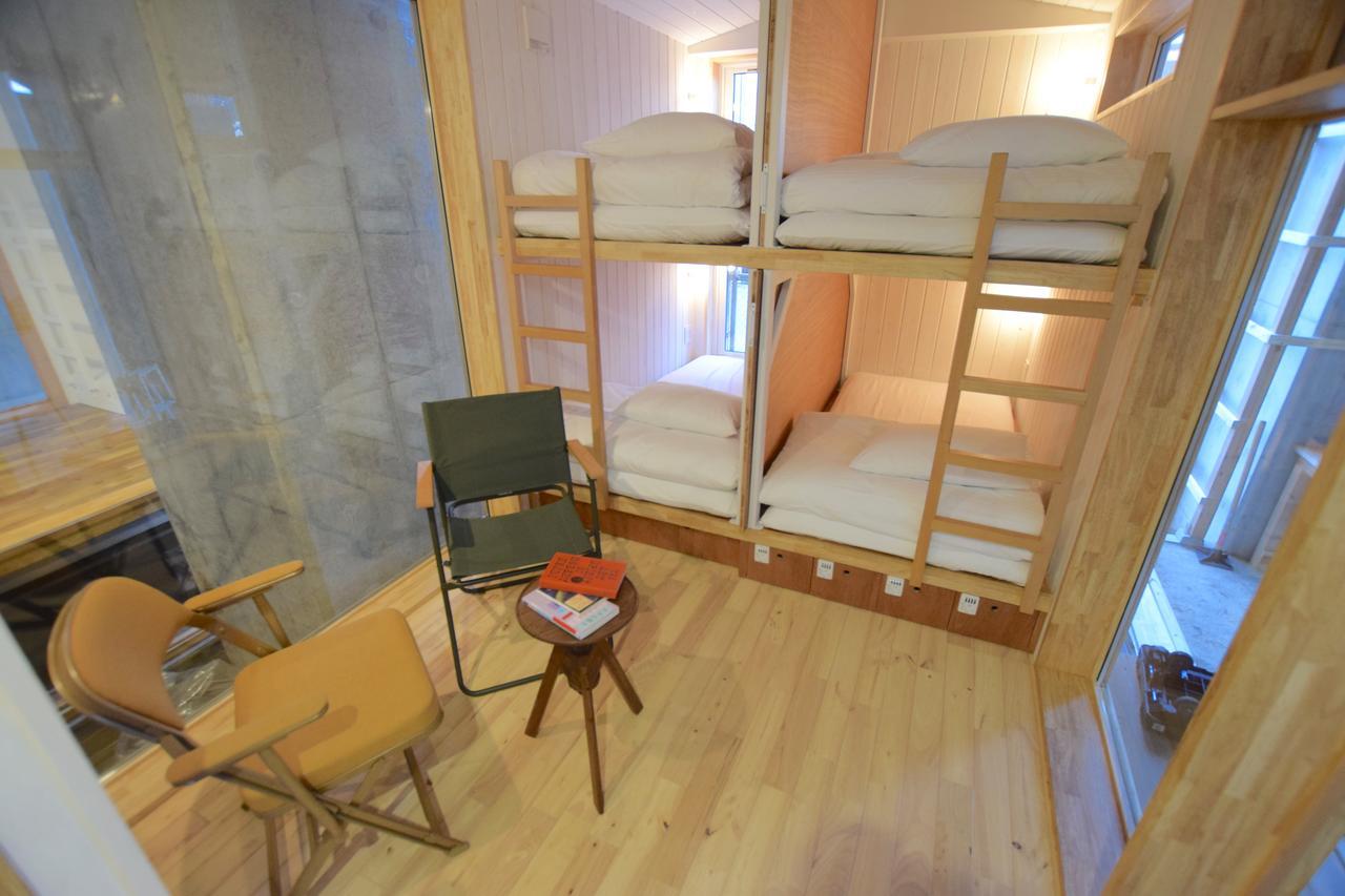ทินีส์ โยโกฮาม่า ฮิโนเดโชะ Hostel ภายนอก รูปภาพ